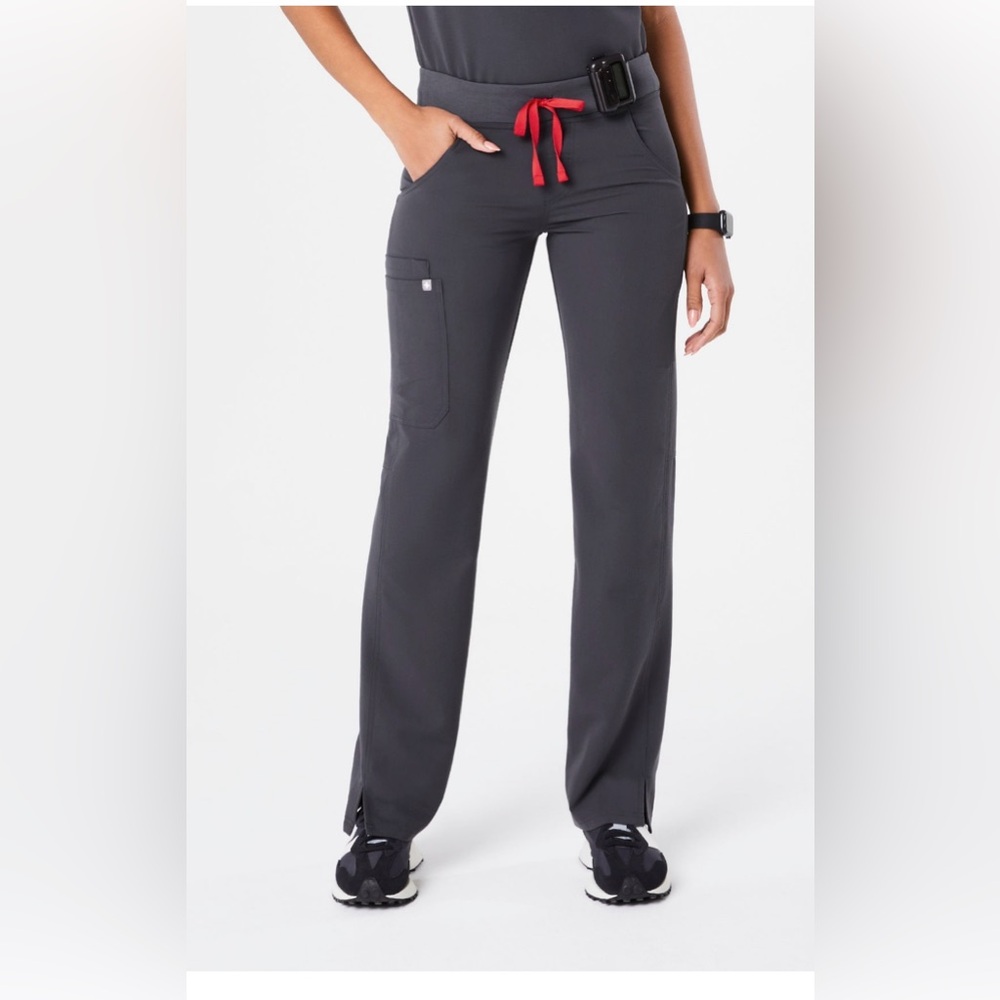 Figs set in charcoal grey